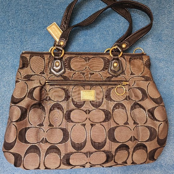 Coach Bags Authentic Coach Large Shoulder Bag Poshmark